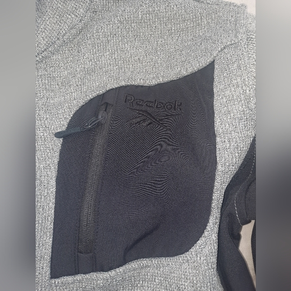 NWT Reebok Jacket (sweater type) Outerwear size: M - Picture 3 of 8